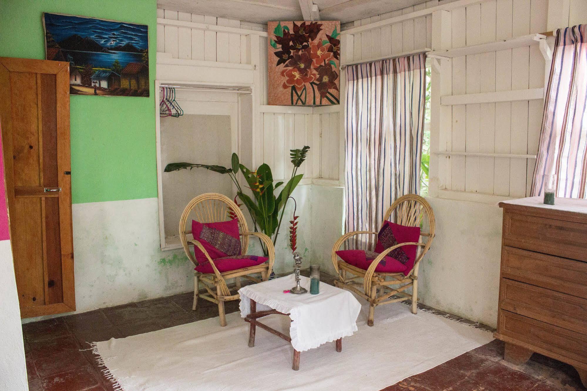 Hotel Y Restaurante La Casa Rosa Santa Cruz La Laguna Exteriér fotografie